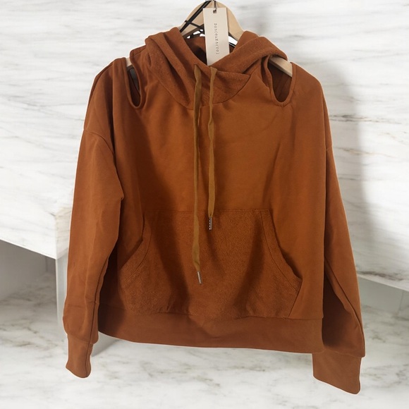 Dance and Marvel Cold Shoulder Hoodie NWT - Picture 1 of 3